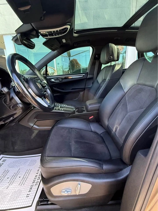 2017 Porsche Macan - Image 6 of 15