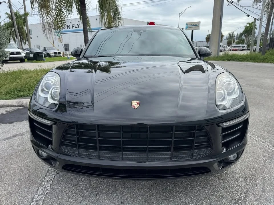 2017 Porsche Macan - Image 8 of 18