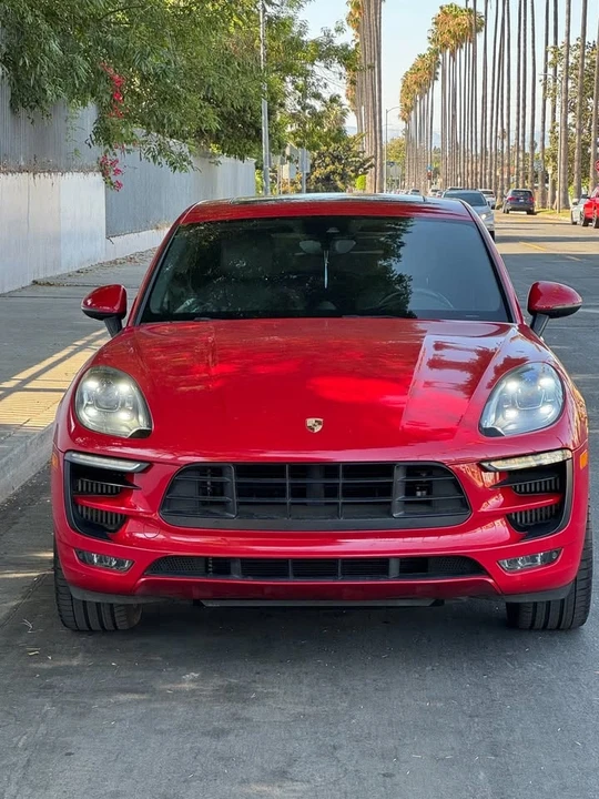 2017 Porsche Macan - Image 2 of 6