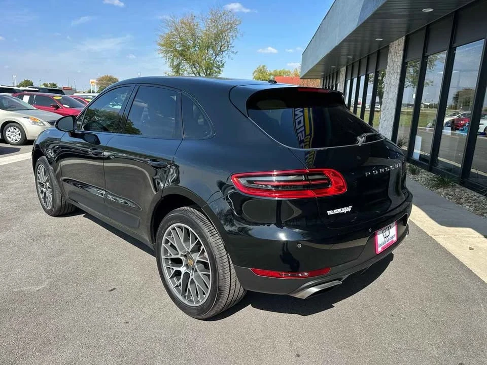 2017 Porsche Macan - Image 5 of 16