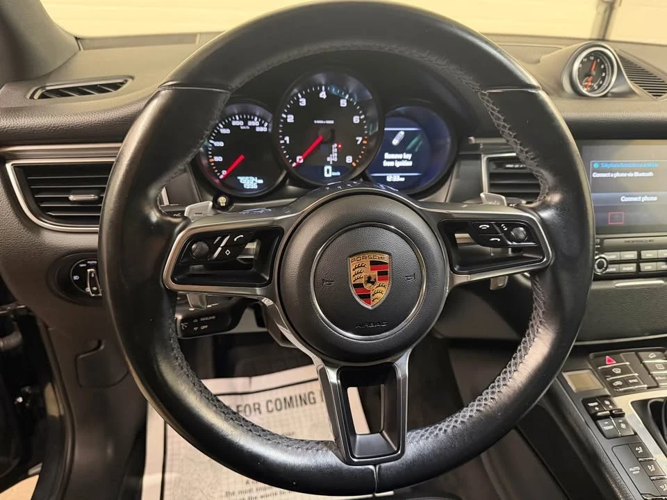 2017 Porsche Macan - Image 10 of 12
