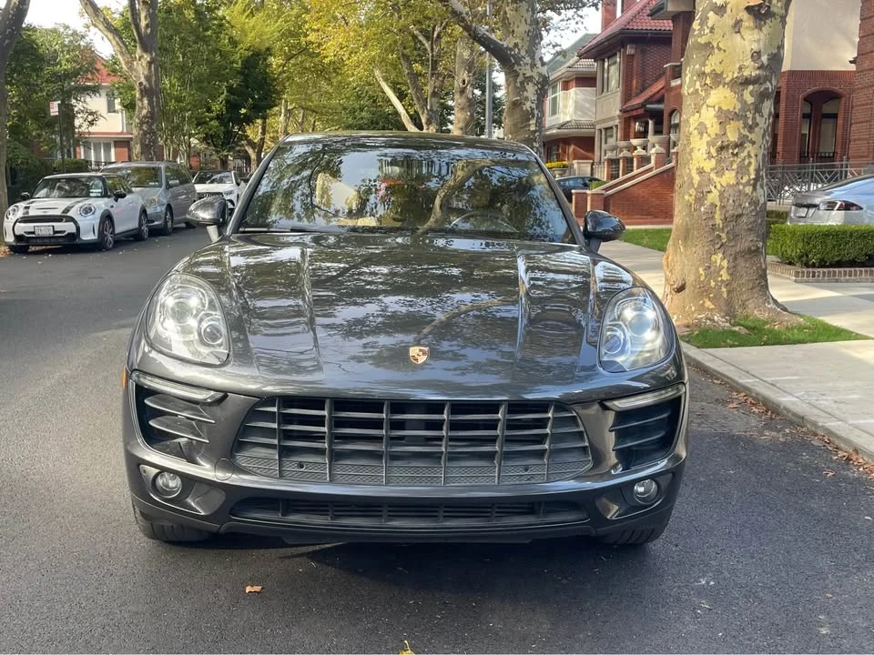 2017 Porsche Macan - Image 5 of 19