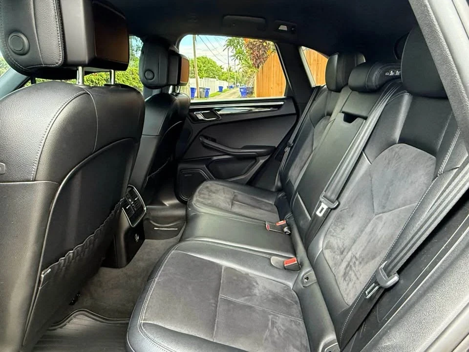 2017 Porsche Macan - Image 5 of 16