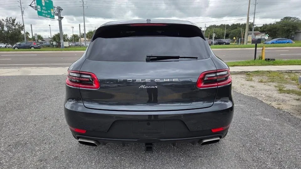 2017 Porsche Macan - Image 4 of 17