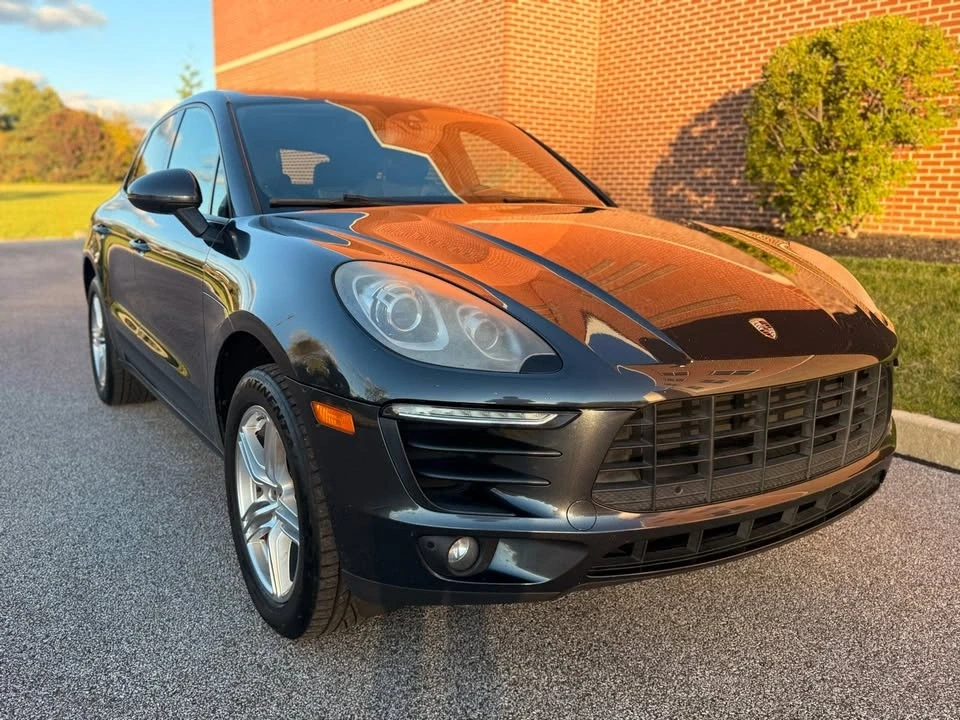 2017 Porsche Macan - Image 11 of 18