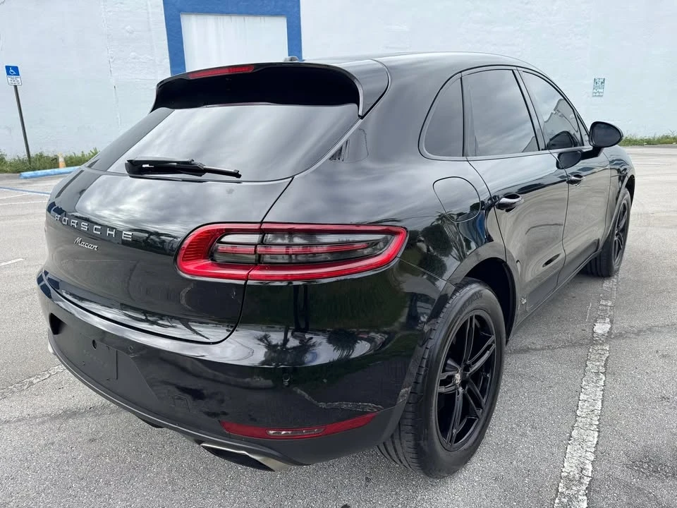 2017 Porsche Macan - Image 5 of 18
