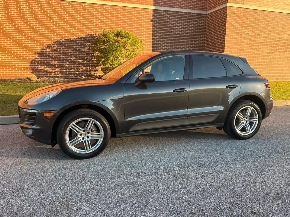 2017 Porsche Macan - Image 4 of 18