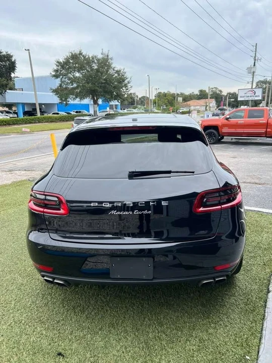 2017 Porsche Macan - Image 5 of 12