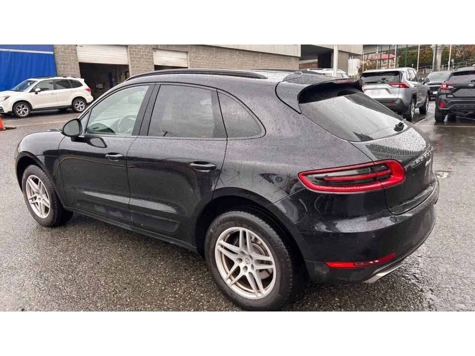 2017 Porsche Macan - Image 7 of 20