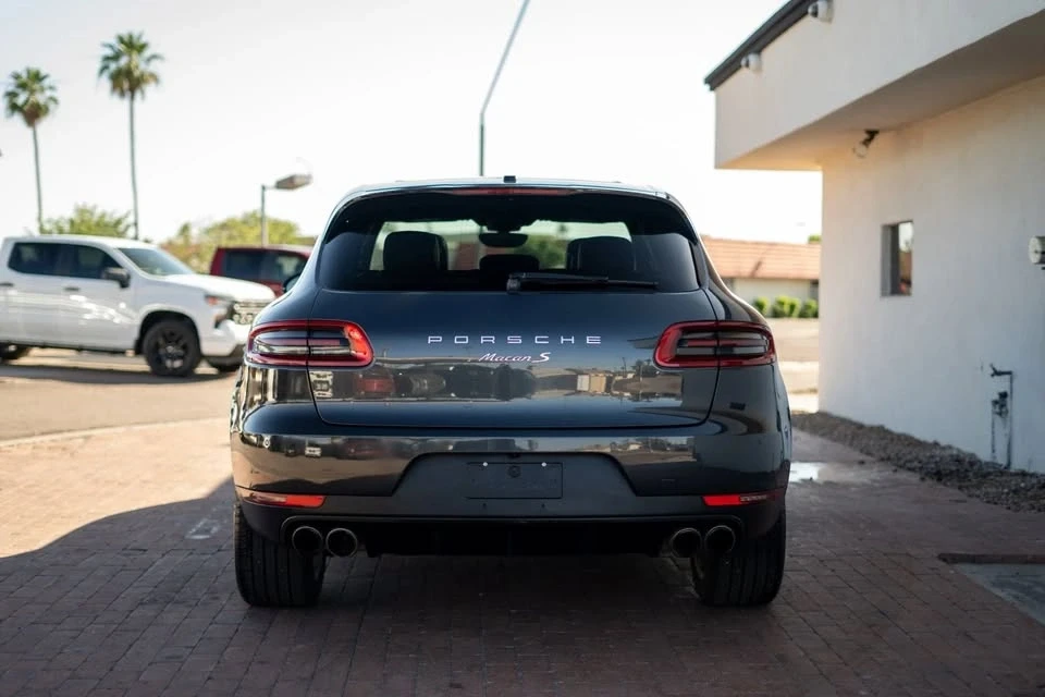 2017 Porsche Macan - Image 5 of 16