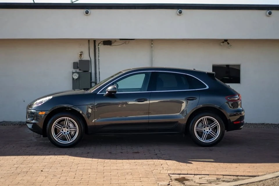 2017 Porsche Macan - Image 7 of 16