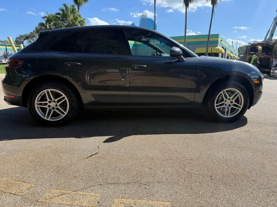 2017 Porsche Macan - Image 4 of 18