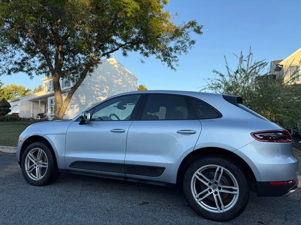 2017 Porsche Macan - Image 4 of 13