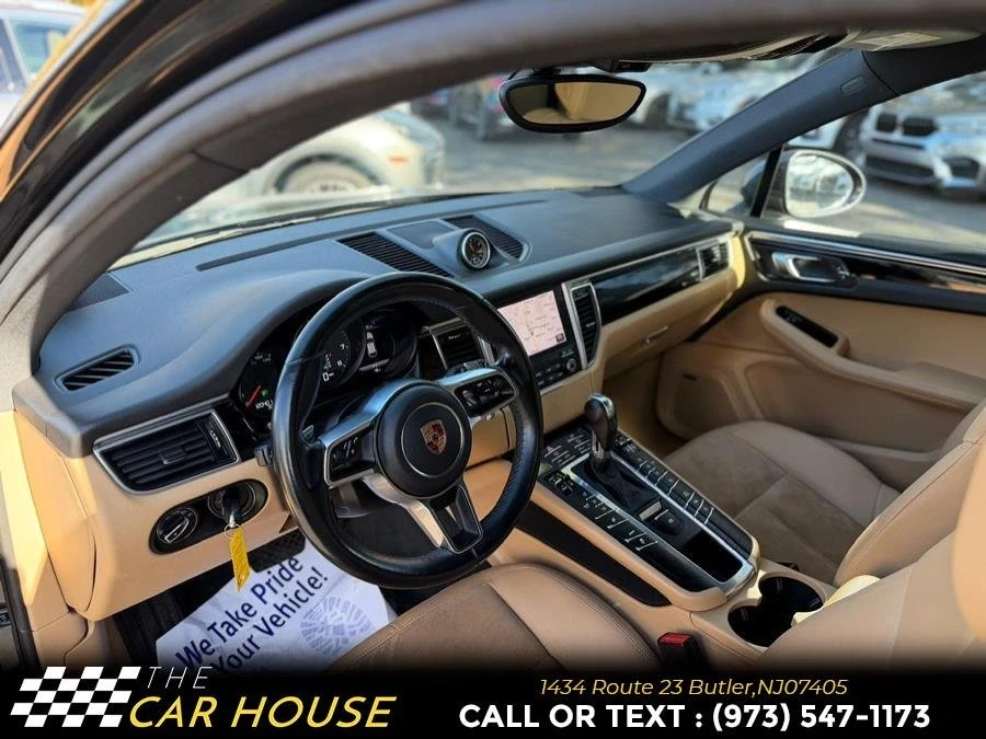 2017 Porsche Macan - Image 13 of 17