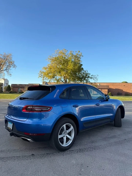 2017 Porsche Macan - Image 5 of 15