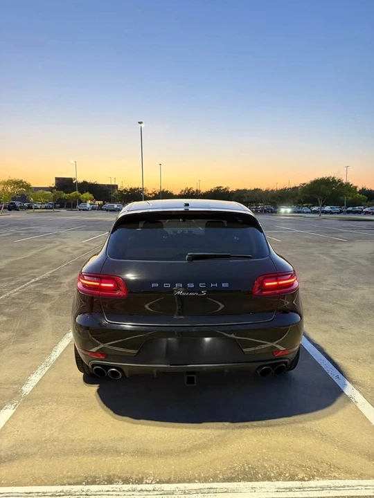 2017 Porsche Macan S - Image 4 of 20