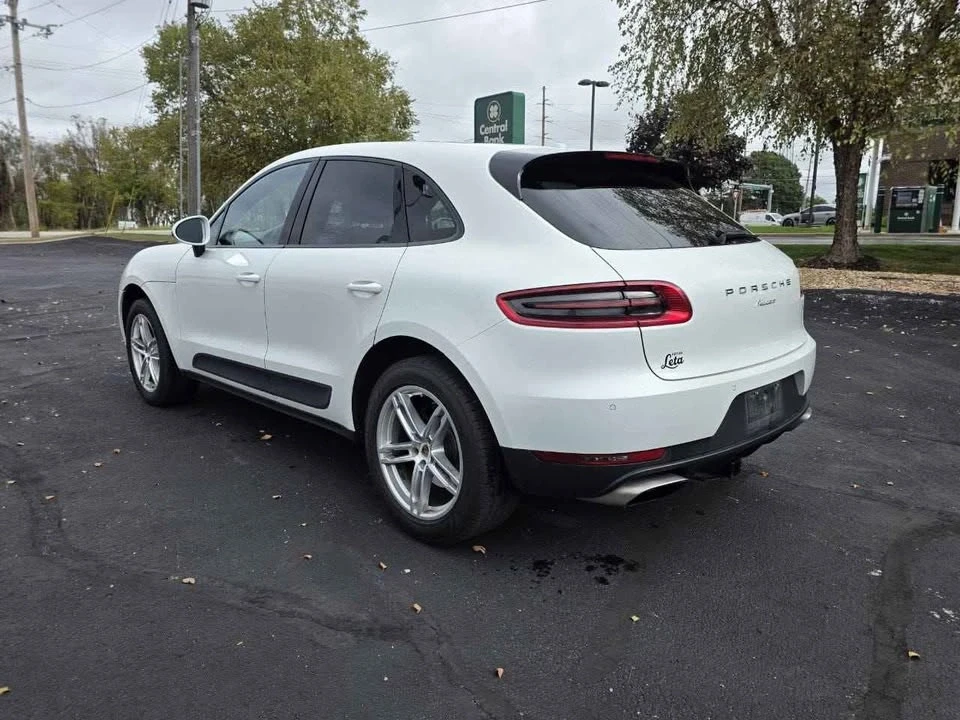 2017 Porsche Macan - Image 3 of 13