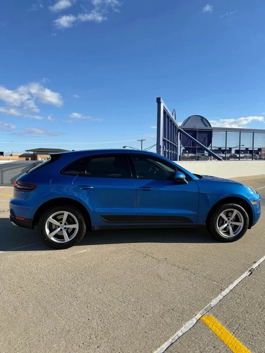 2017 Porsche Macan - Image 7 of 18