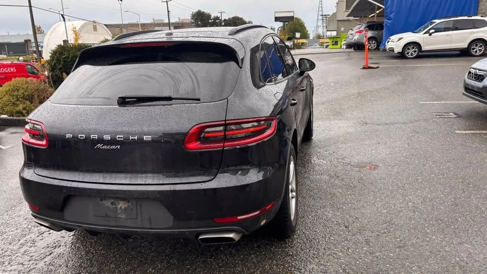 2017 Porsche Macan - Image 5 of 15