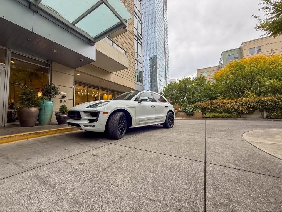 2017 Porsche Macan - Image 7 of 20