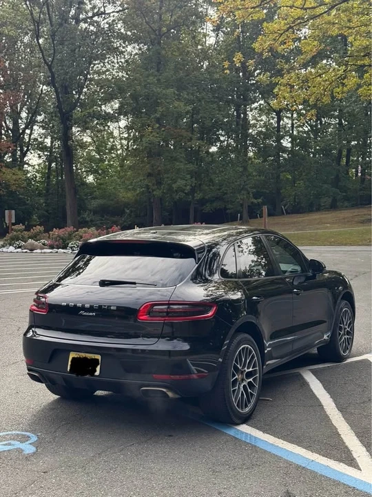 2017 Porsche Macan - Image 5 of 20