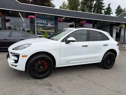 2017 Porsche Macan - Image 2 of 20