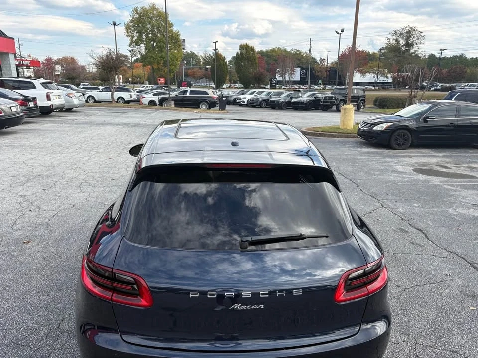 2017 Porsche Macan - Image 11 of 11