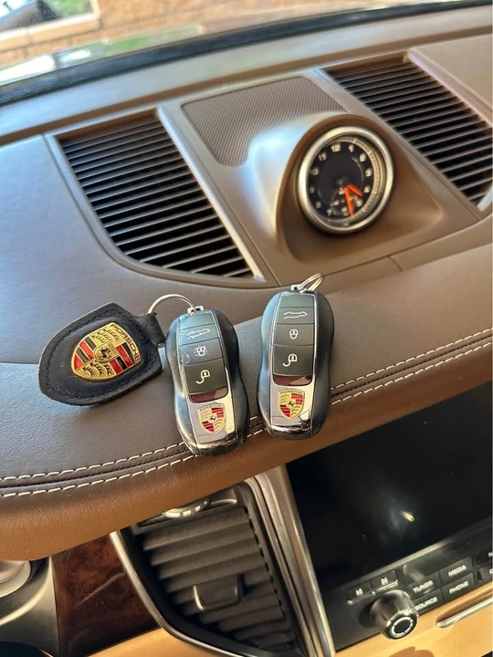 2017 Porsche Macan - Image 11 of 11