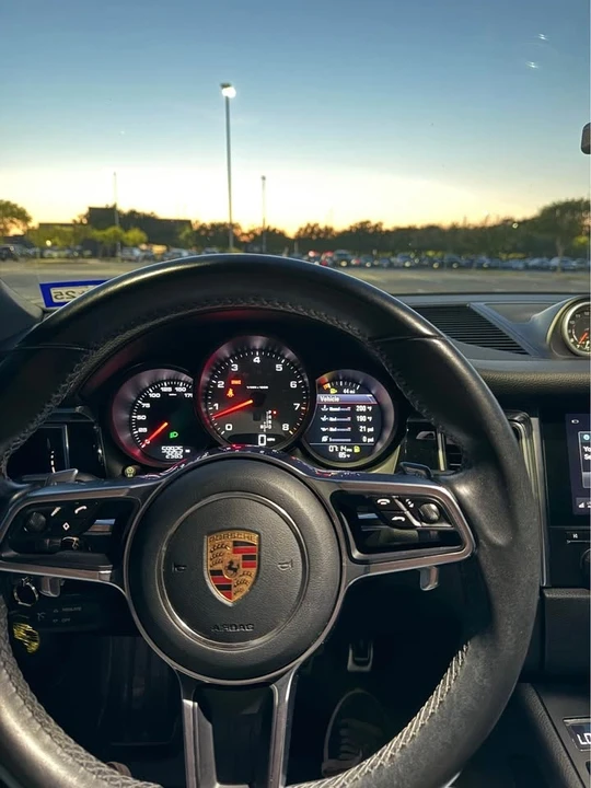 2017 Porsche Macan S - Image 19 of 20