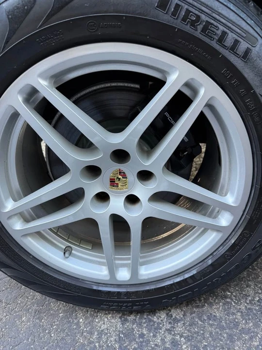 2017 Porsche Macan - Image 18 of 18