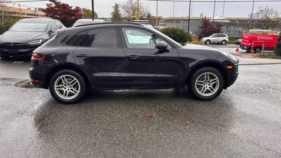 2017 Porsche Macan - Image 7 of 15