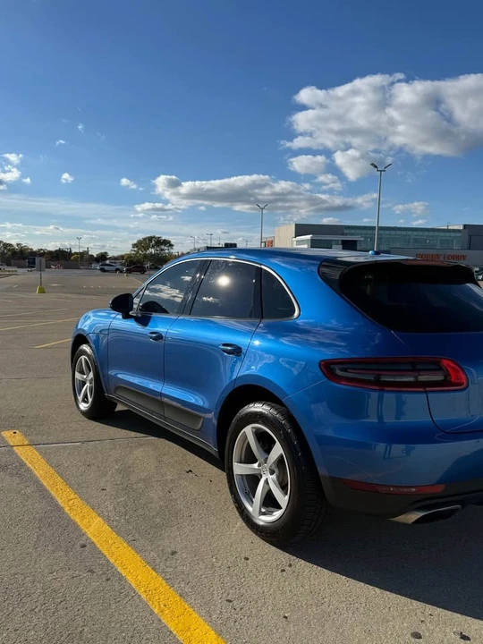 2017 Porsche Macan - Image 3 of 18