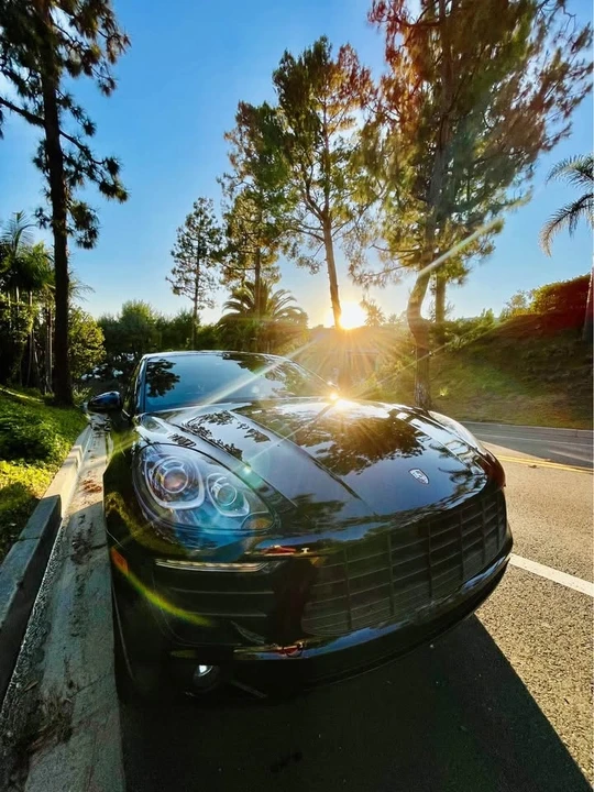 2017 Porsche Macan - Image 4 of 16