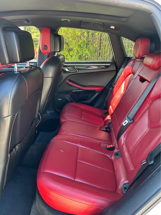 2017 Porsche Macan - Image 7 of 16