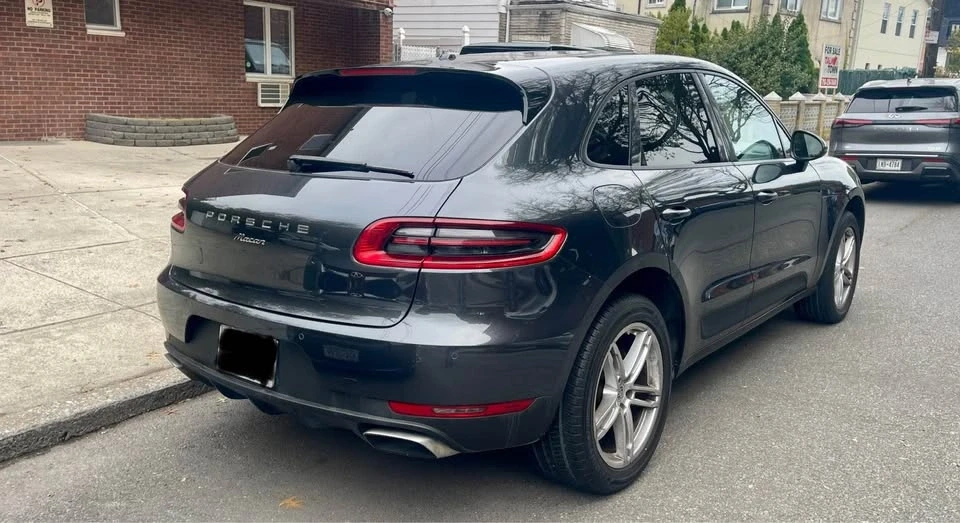 2017 Porsche Macan - Image 7 of 20