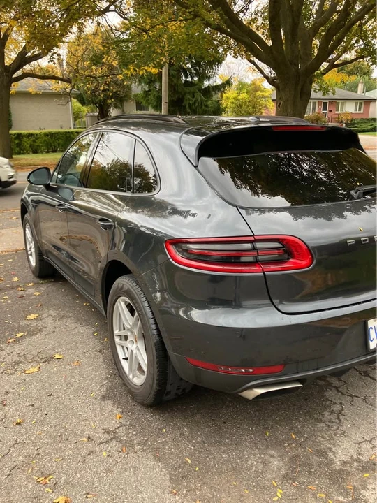 2017 Porsche Macan - Image 7 of 8