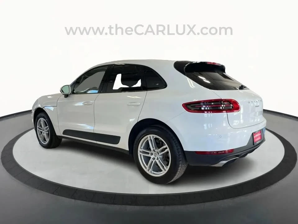2017 Porsche Macan - Image 4 of 17