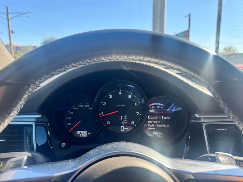 2017 Porsche Macan - Image 6 of 12