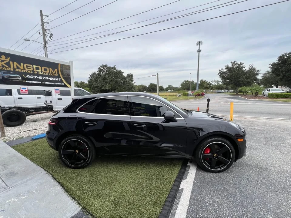 2017 Porsche Macan - Image 3 of 12