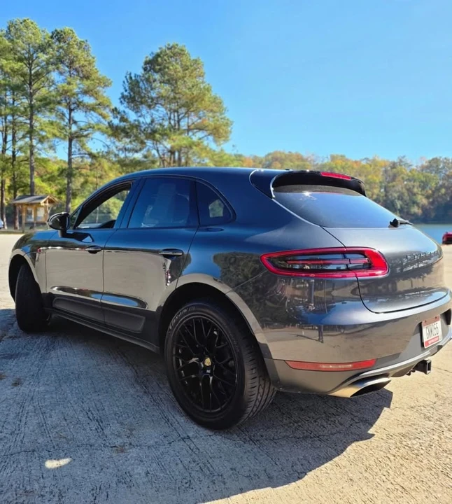 2017 Porsche Macan - Image 10 of 10