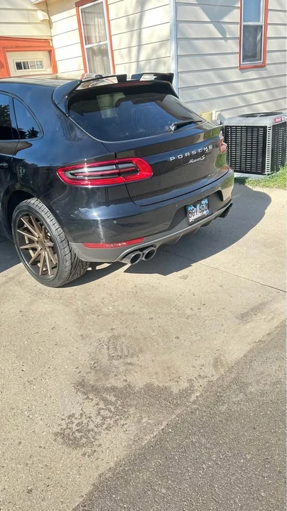 2017 Porsche Macan - Image 5 of 12
