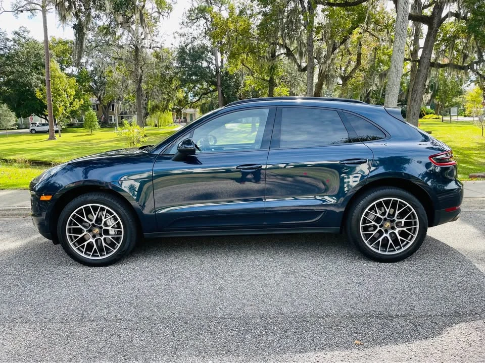 2017 Porsche Macan - Image 4 of 20