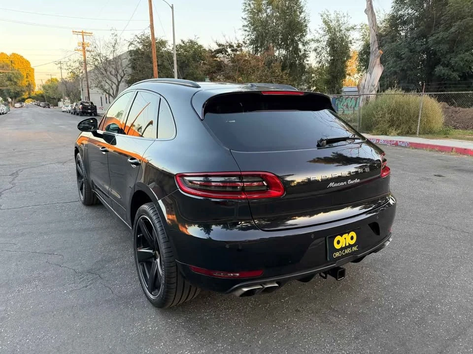 2017 Porsche Macan - Image 6 of 16