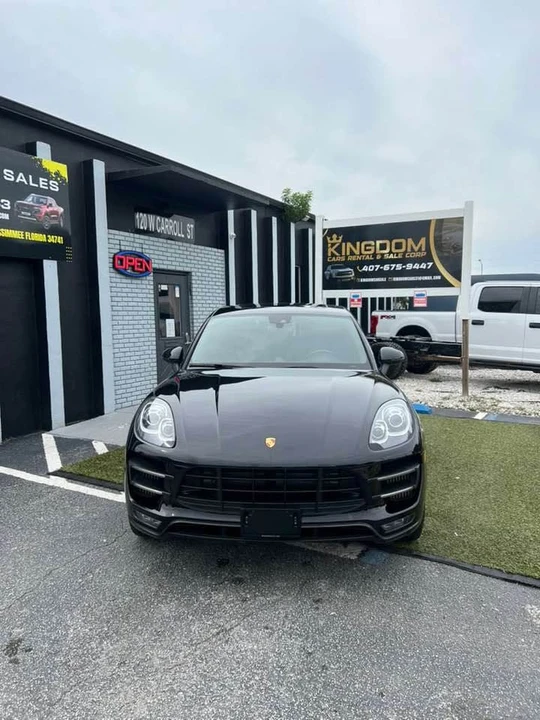 2017 Porsche Macan - Image 10 of 13