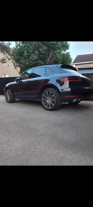 2017 Porsche Macan - Image 3 of 3