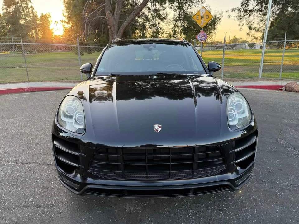 2017 Porsche Macan - Image 2 of 16