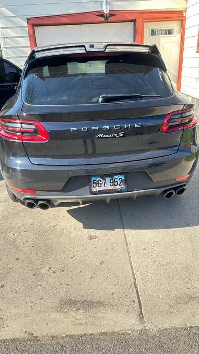 2017 Porsche Macan - Image 6 of 12