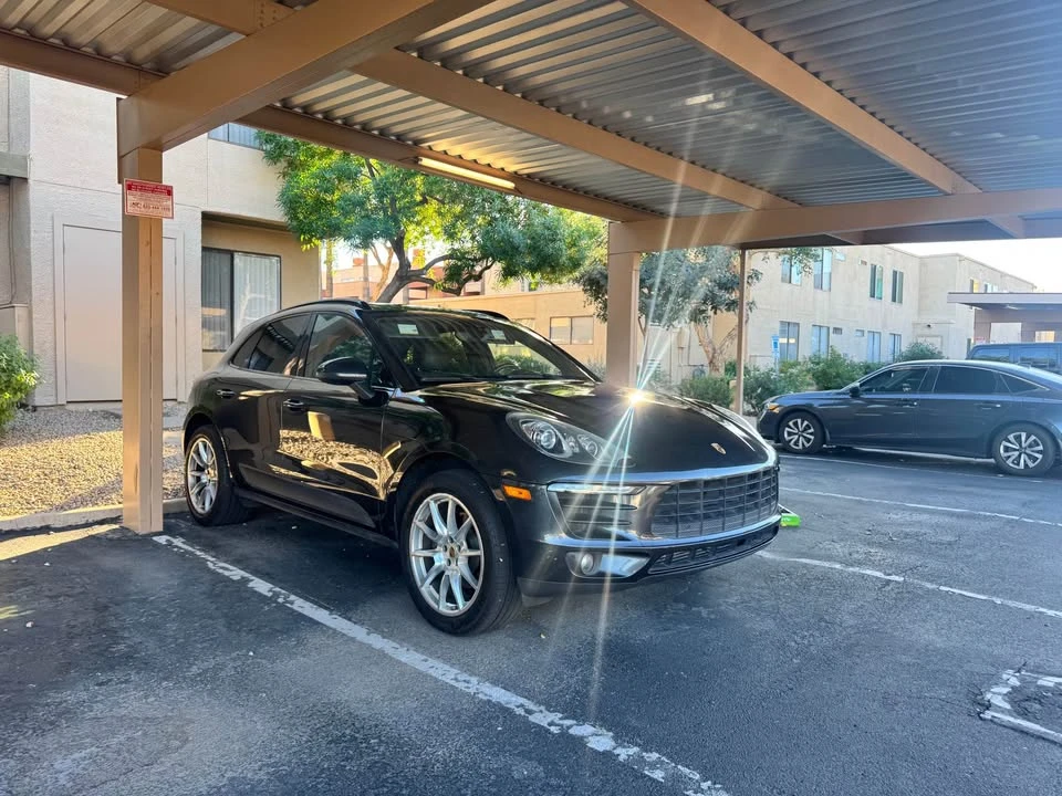 2017 Porsche Macan - Image 10 of 12
