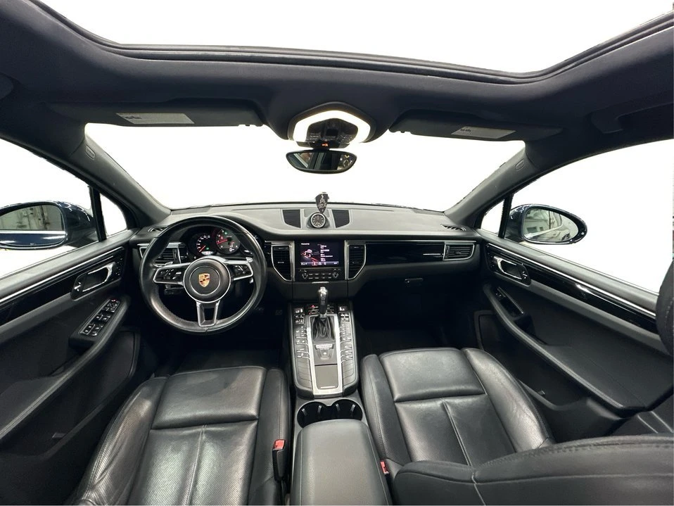 2017 Porsche Macan - Image 17 of 17