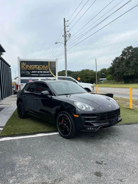 2017 Porsche Macan - Image 4 of 13